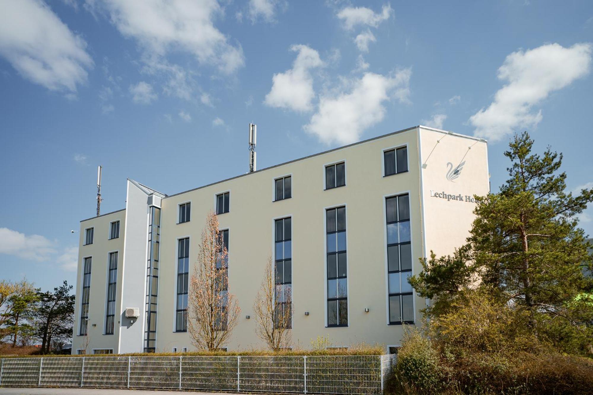 Lechpark Hotel Untermeitingen Exterior foto